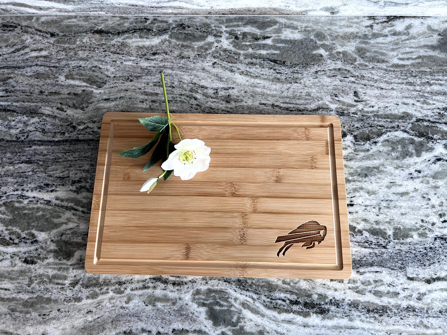 Stunning Buffalo Bills Laser Engraved Cutting Board!